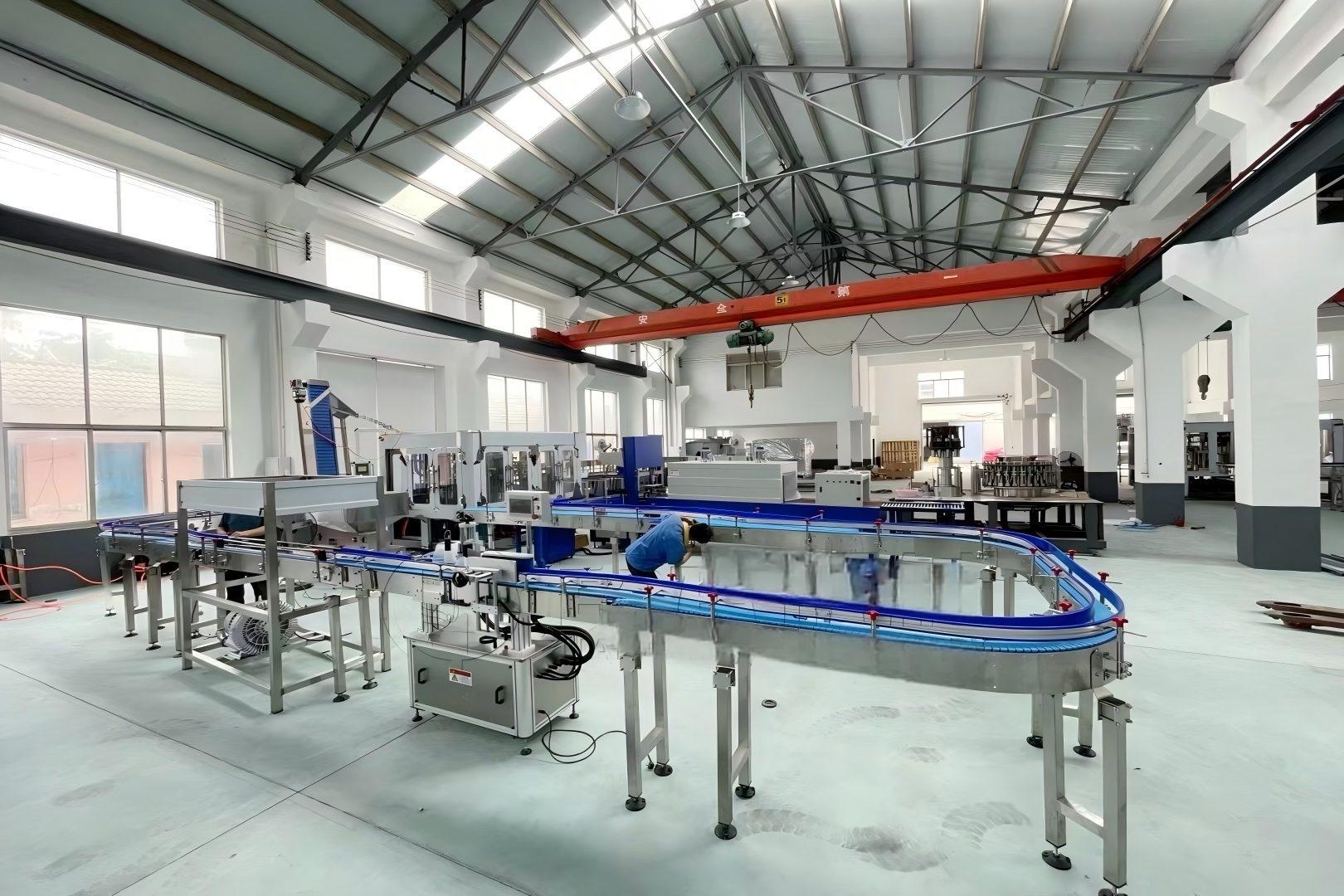 ماكينة تعبئة المياه للبيع في البرازيل